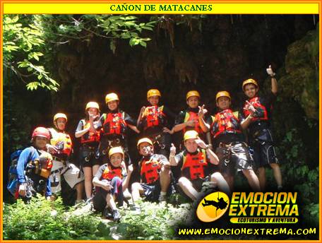 CAÑON DE MATACANES TE ESPERAN 2 RAPELES EN CASCADAS, MULTIPLES SALTOS AL AGUA, TOBOGANES NATURALES Y HASTA RIOS SUBTERRANEOS QUE TENDRAS QUE CRUZAR, VIVE ESTA AVENTURA.